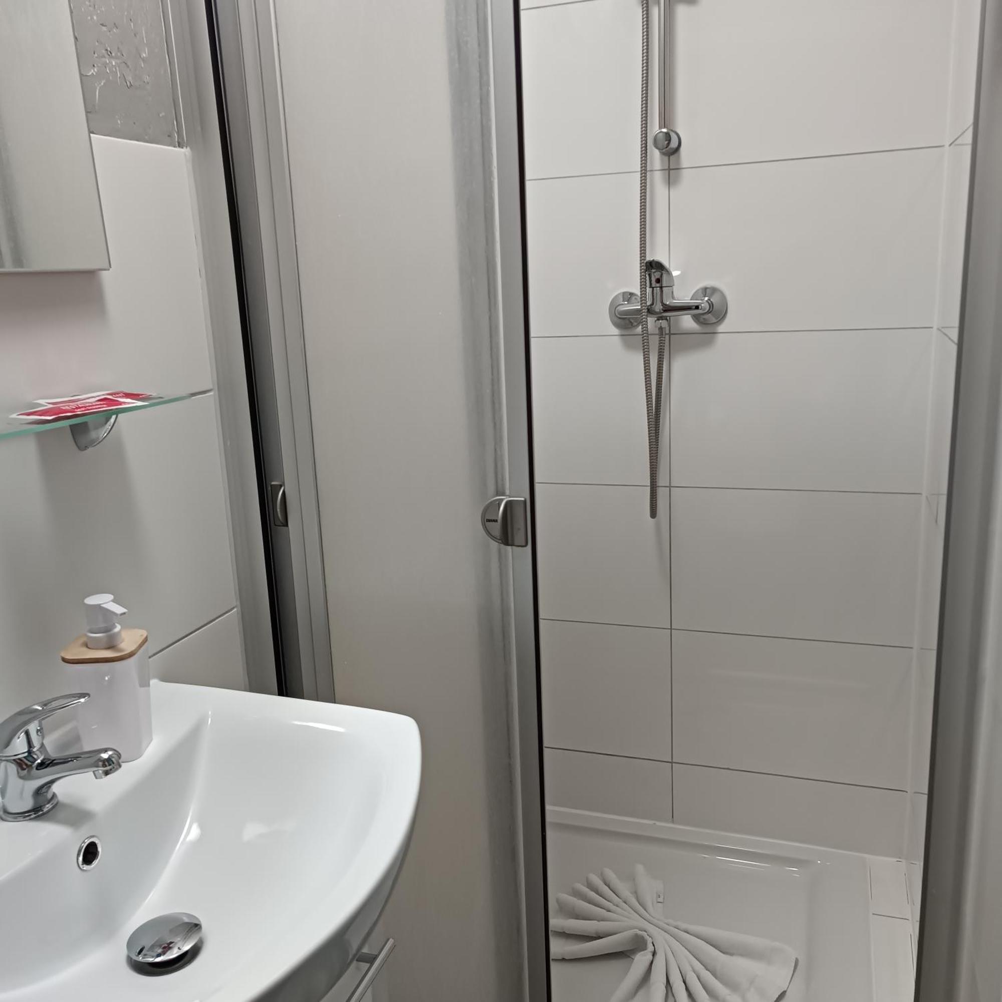 Hotel Ari Kaiserslautern Eksteriør bilde